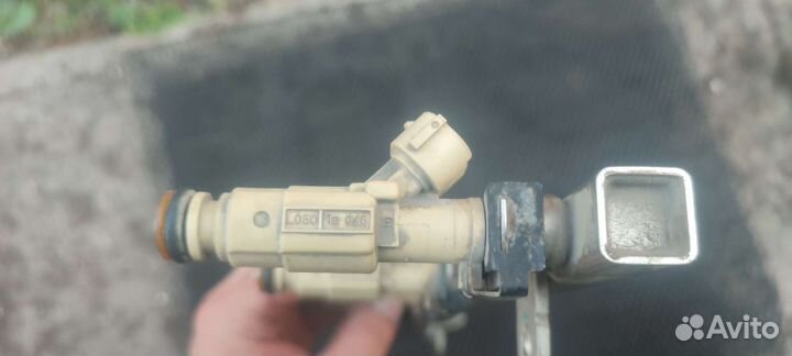 Топливная рампа с форсунками Hyundai-Kia