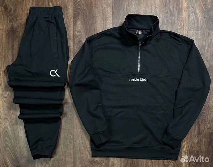 Спортивный костюм Calvin Klein