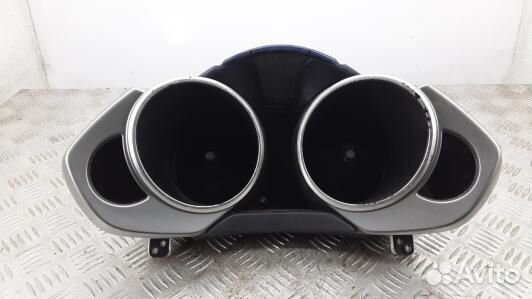 Щиток приборов subaru tribeca B9 (2BA01IT01)