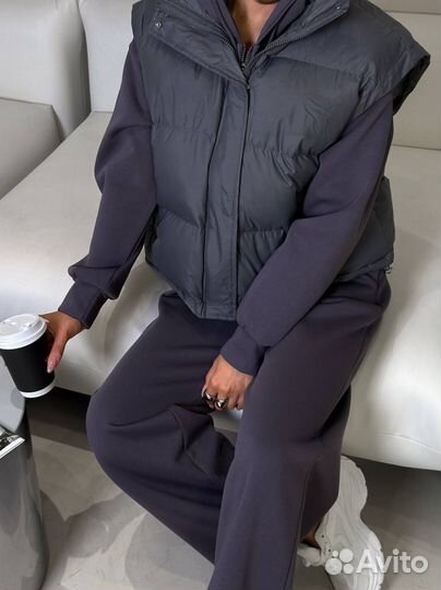 Костюм тройка женский 42-46 размер