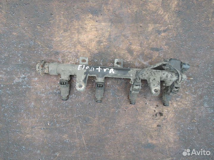 Рампа топливная Hyundai Elantra 2000-2010