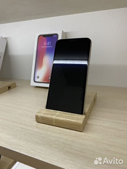 iPhone X, 64 ГБ
