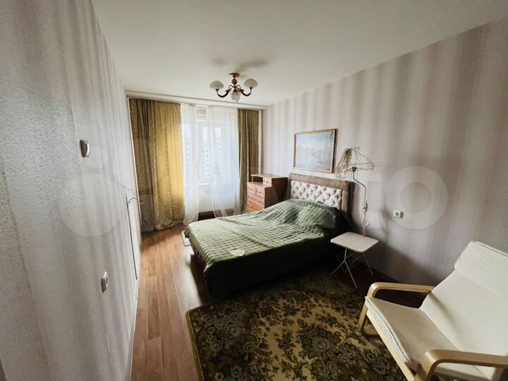 2-к. квартира, 56 м², 9/9 эт.