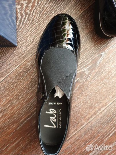 Продам туфли Lab milano
