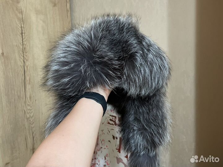 Женская меховая шапка