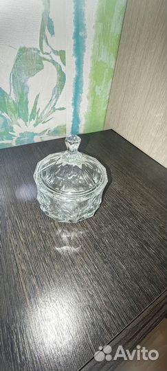 Конфетница из стекла