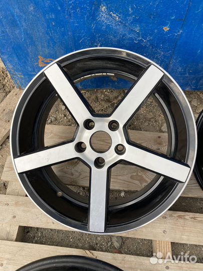 Литые диски R18 (559)