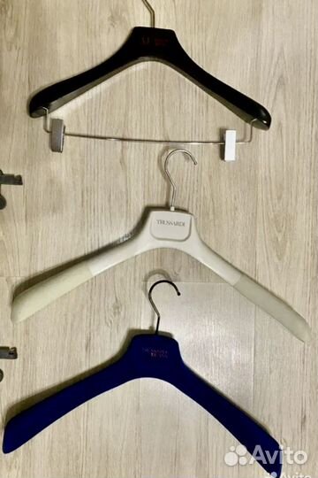 Брендовые вешалки/плечики Armani, trussardi