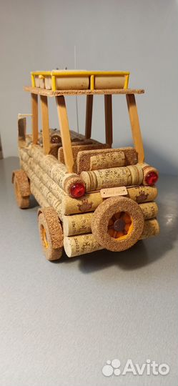 Сувенирный автомобиль