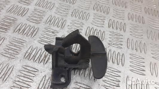 Замок капота mercedes benz M-class W164 (UMA05VR01