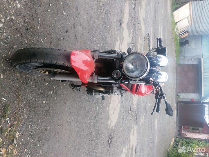 Продам мотоцикл suzuki bondit