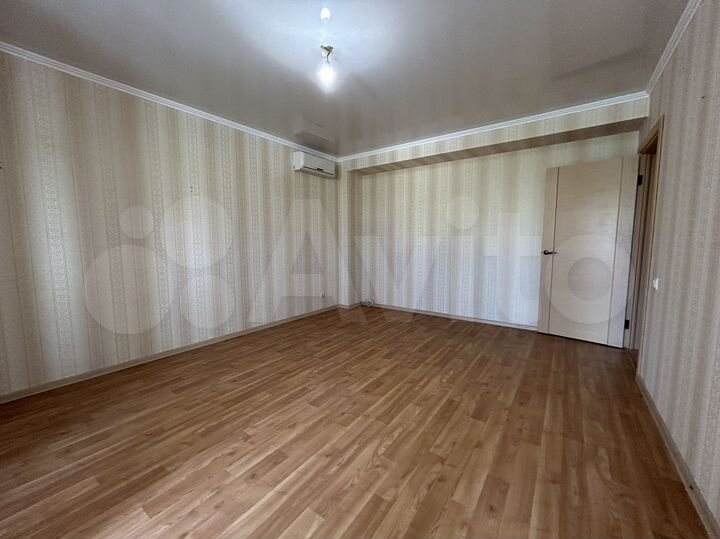 2-к. квартира, 80 м², 4/7 эт.