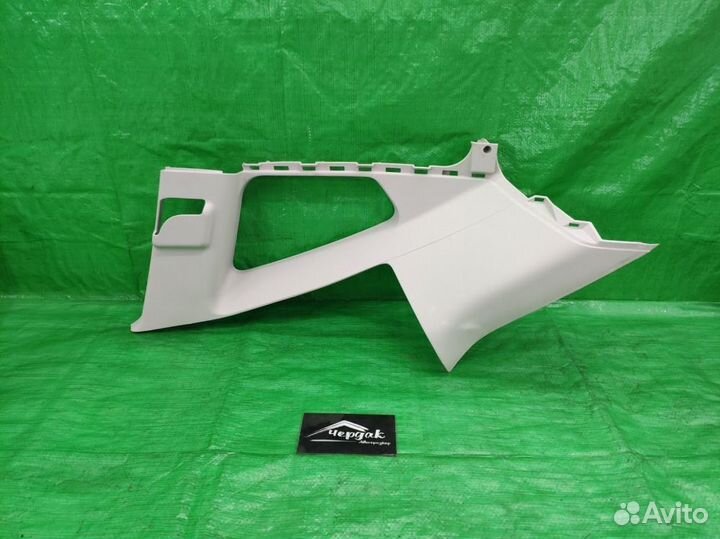 Обшивка стойки задней лев. зад. Dodge Caliber