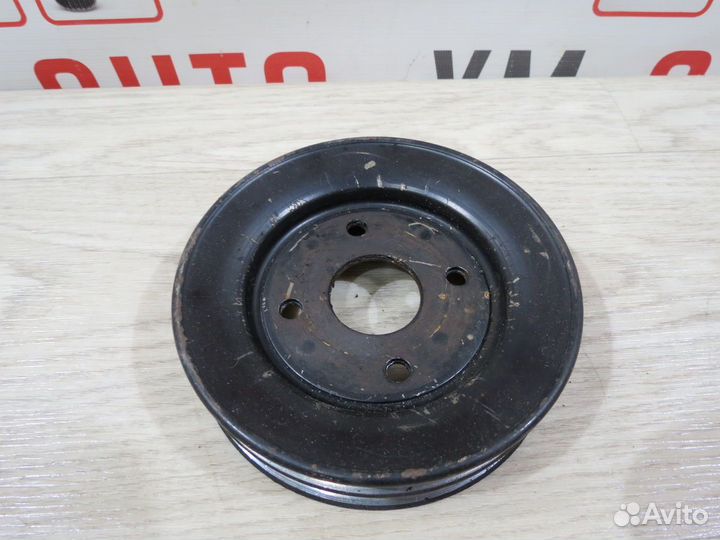 Шкив помпы Nissan Patrol