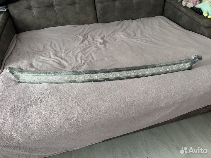 Изогнутая светодиодная балка 125см