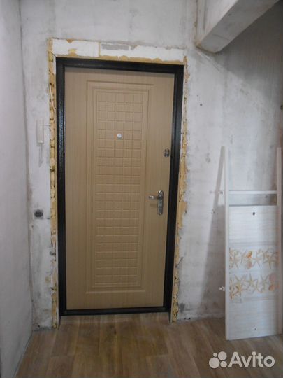 Двери входные металлические