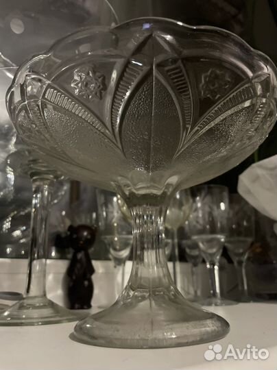 Ваза на ножке конфетница фруктовница