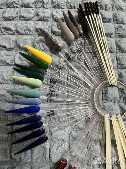 Продам гель лаки, базы, топы и многое другое