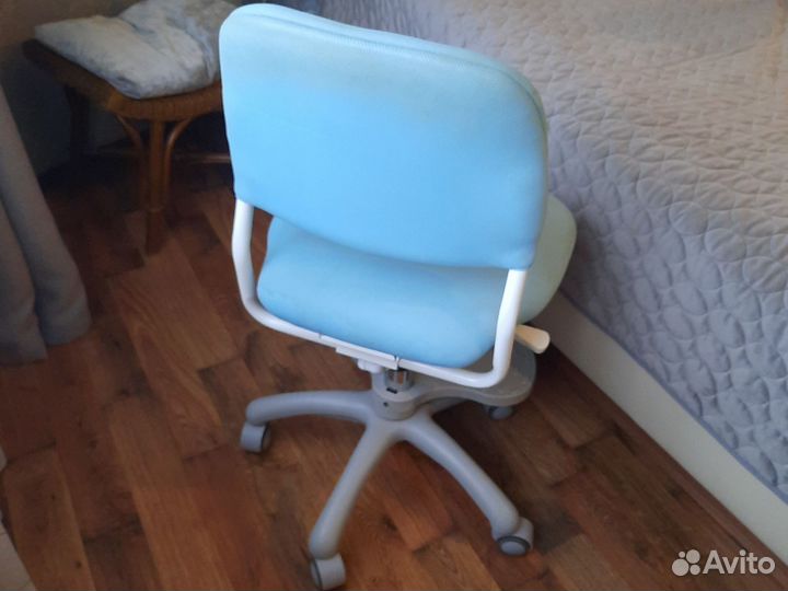 Стул для школьника бу