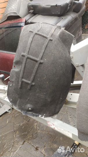 Локеры передние Skoda Octavia A5