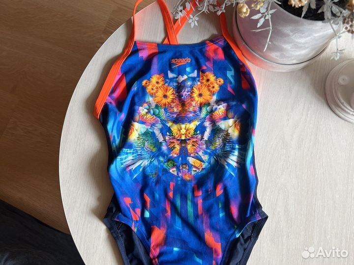 Спортивный купальник Speedo на девочку 140 рост