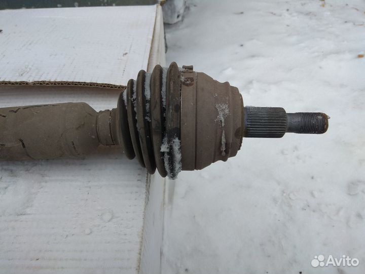 Полуось правая Skoda Octavia tour