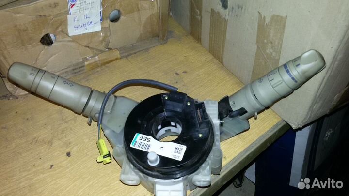 Ниссан микра К 12 подрулевой переключатель