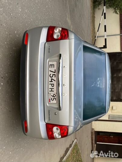 Передние сиденья на priora