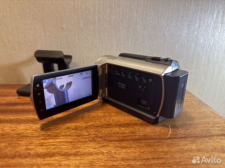 Видеокамера Sony HDD DSR-SR48