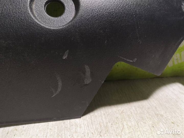 Обшивка стойки Шкода Октавия А4