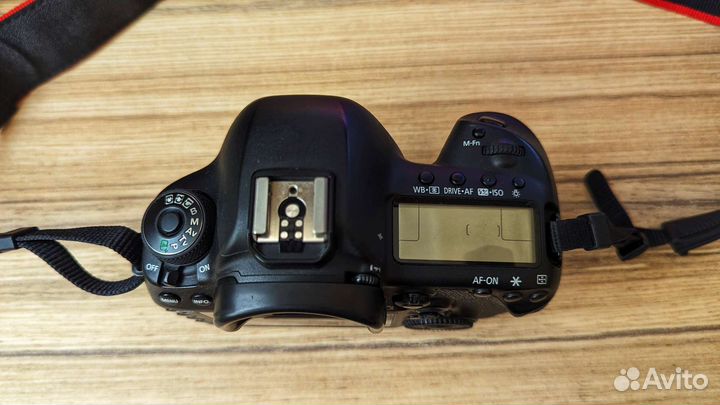 Canon eos 5d mark iv body