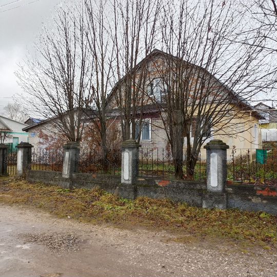 Дом 99,9 м² на участке 7,2 сот.