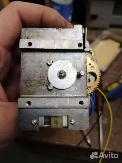 Электродвигатель дсм 2-Л-220 У4,2