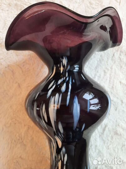 Ваза Красный май