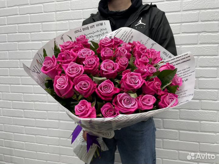 Букет из 31 голландской розы