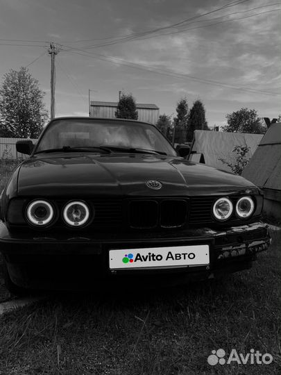 BMW 5 серия 2.0 МТ, 1992, битый, 500 000 км
