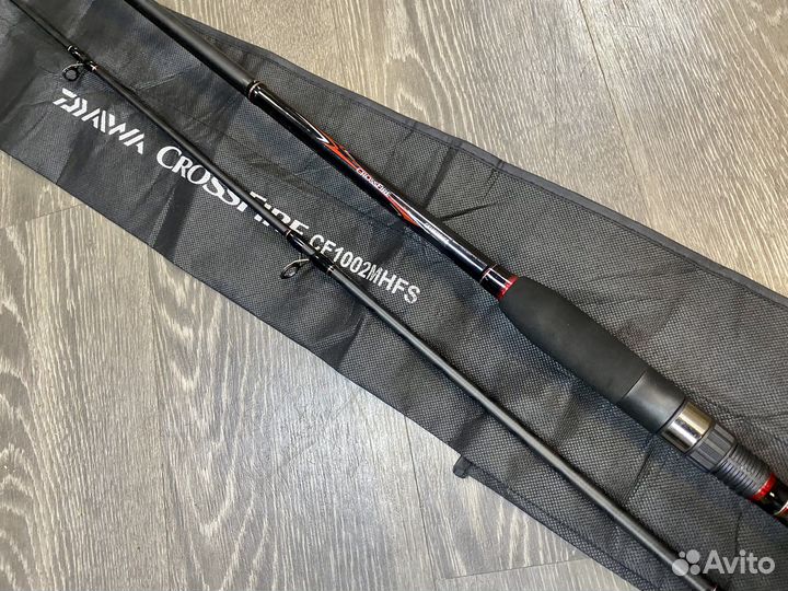 Спиннинг Daiwa Crossfire CF1002mhfs 300m 20-60гр