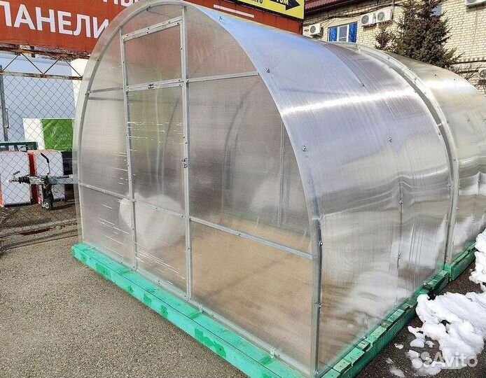 Теплица с поликарбонатом от производителя