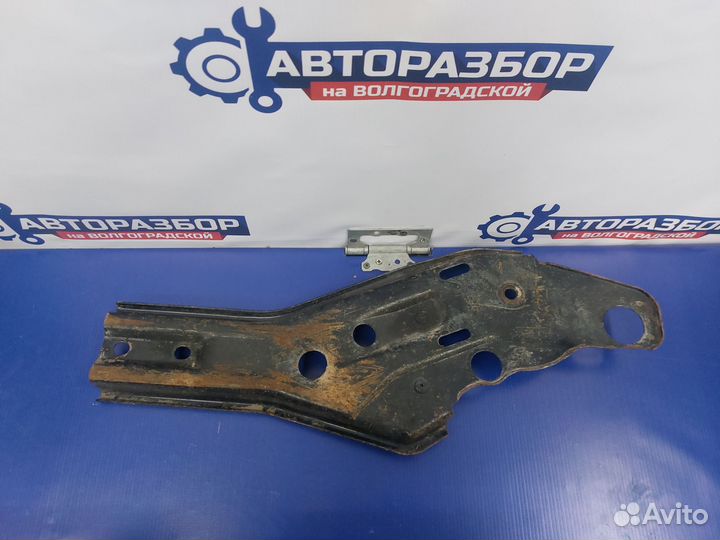 Кронштейн передней балки левый Hyundai Accent