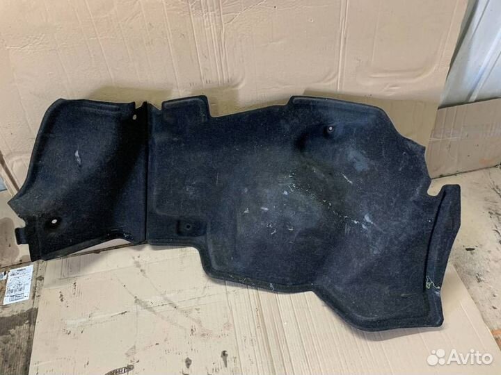 Обшивка багажника nissan primera TP12