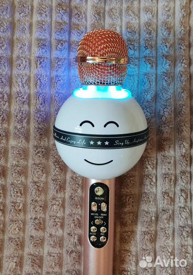 Беспроводной караоке микрофон-колонка 