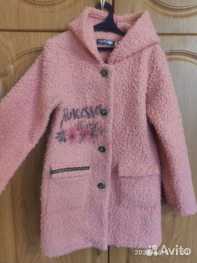 Пальто на девочку