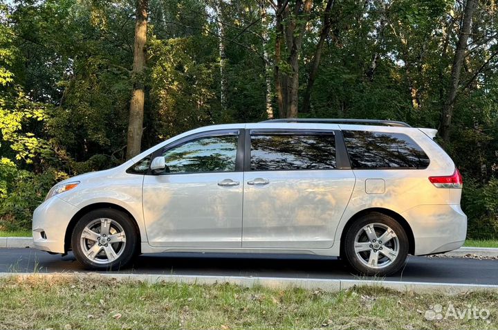 Toyota Sienna 3.5 AT, 2010, 176 313 км