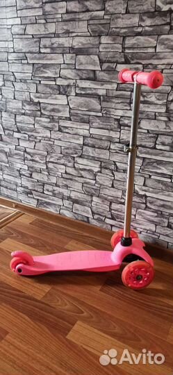 Самокат детский трехколесный