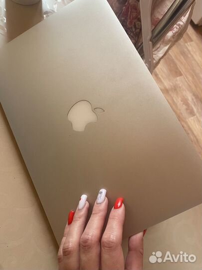 Macbook