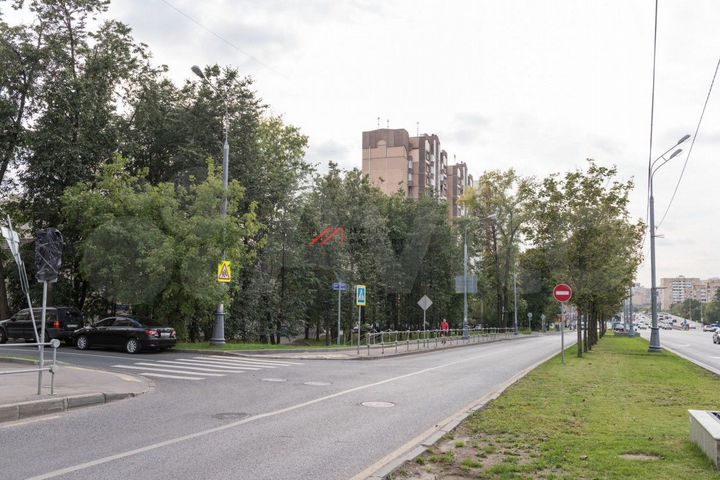 Сдам торговое помещение, 171 м²