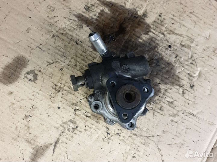 Насос гур 4E0145156B audi