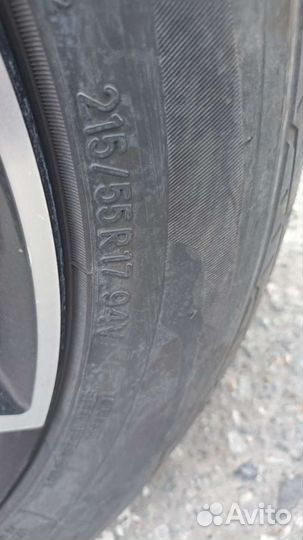 Toyo DRB 215/55 R17 94V