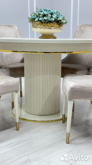 Кухонный стол. Доставка по всей России