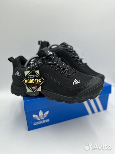 Кроссовки adidas gore tex